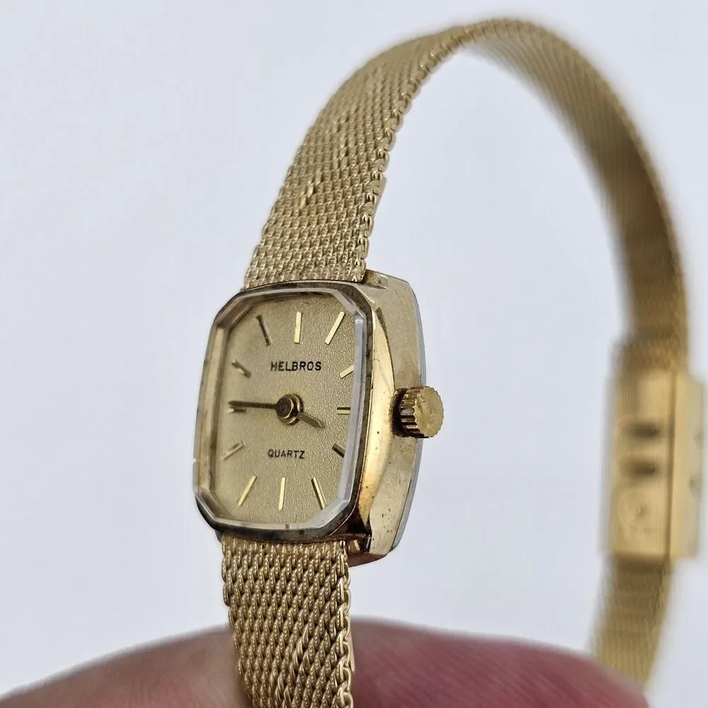 VTG Helbros Women's‎ Watch 15MM Gold Dial Gold Milanese Band 5.5